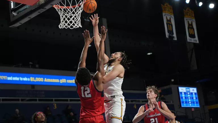Men's Basketball to Play Stony Brook Monday on CBS Sports Network