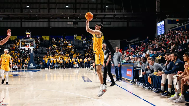 Men's Basketball to Conclude Road Trip Against Northeastern Thursday