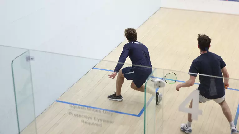 Men's Squash Defeats No. 16 Amherst