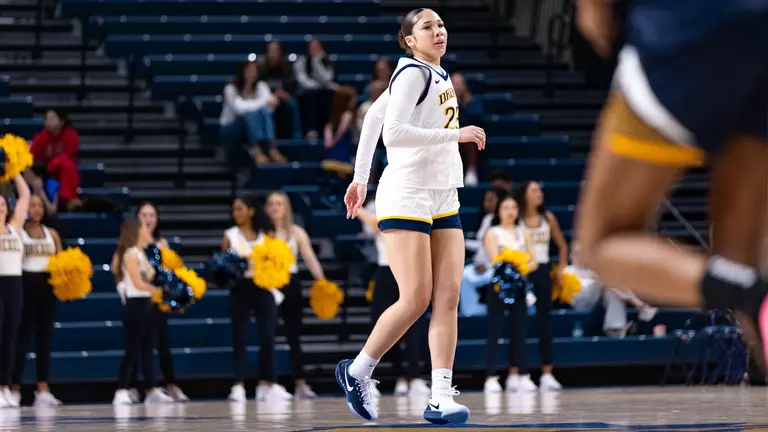 Dragons Defeat Hofstra, 70-56