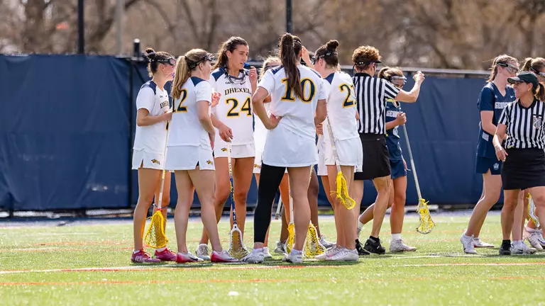 Dragons Fall to No. 22/23 Georgetown, 17-8