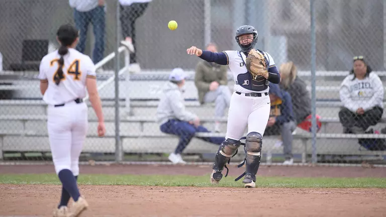 Drexel Splits Doubleheader with Towson, Bounces Back with 11-1 Win in Game Two