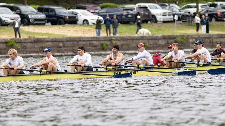 rowing vs navy