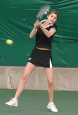 Women's Tennis Falls to Charlotte, 5-2