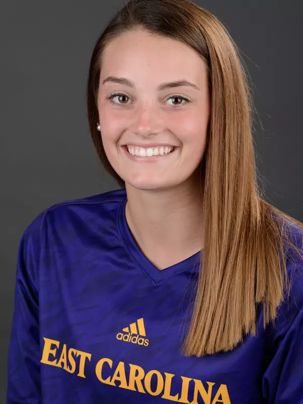 Caroline Jeffers 2016 headshot