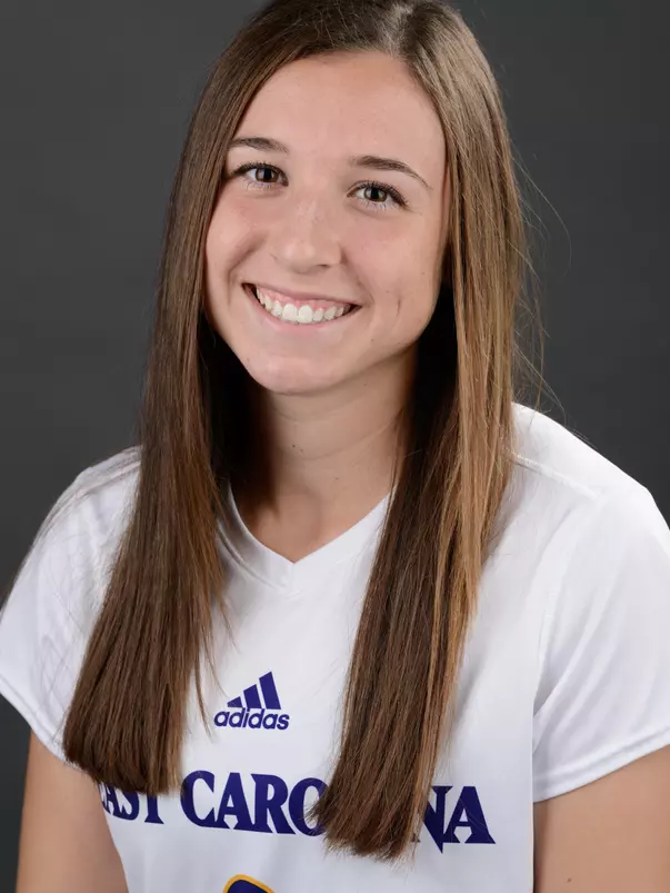 Marianna Shurina 2016 headshot