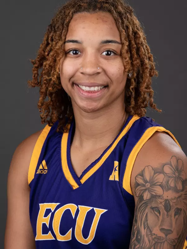 Morgan Moseley Headshot 2023