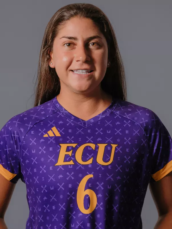 Isabella Gutierrez Straight-On