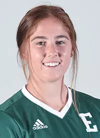 Nicole Remedios Headshot