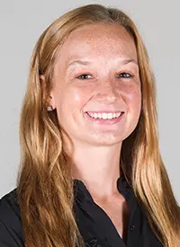 Alison Benz Headshot