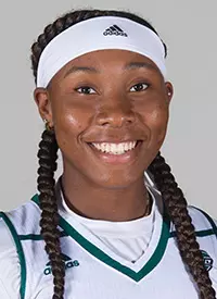 Danielle Minott Headshot