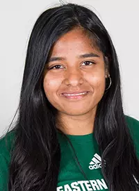 Vasavi Ganesan headshot