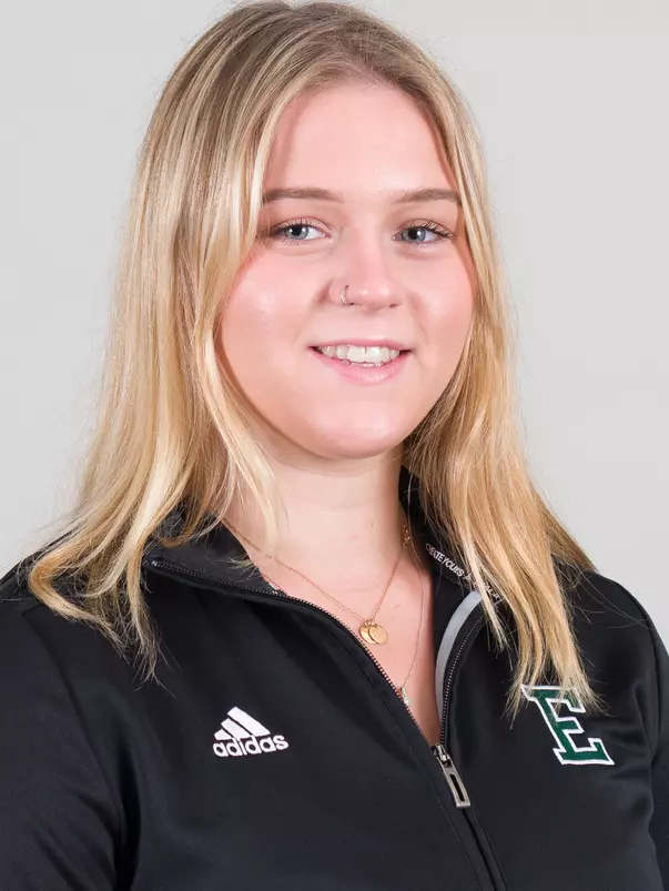 Avery Willis Headshot