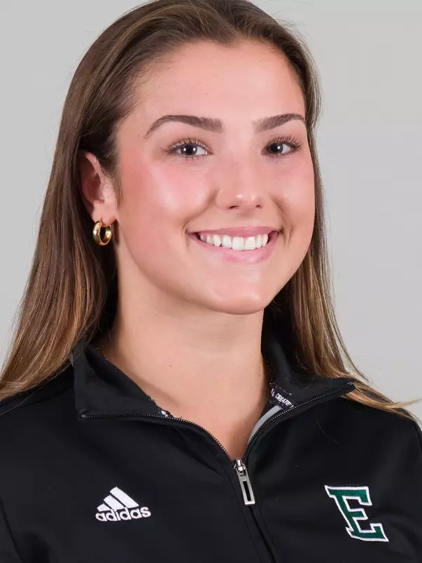 Kelsey Andrusak Headshot