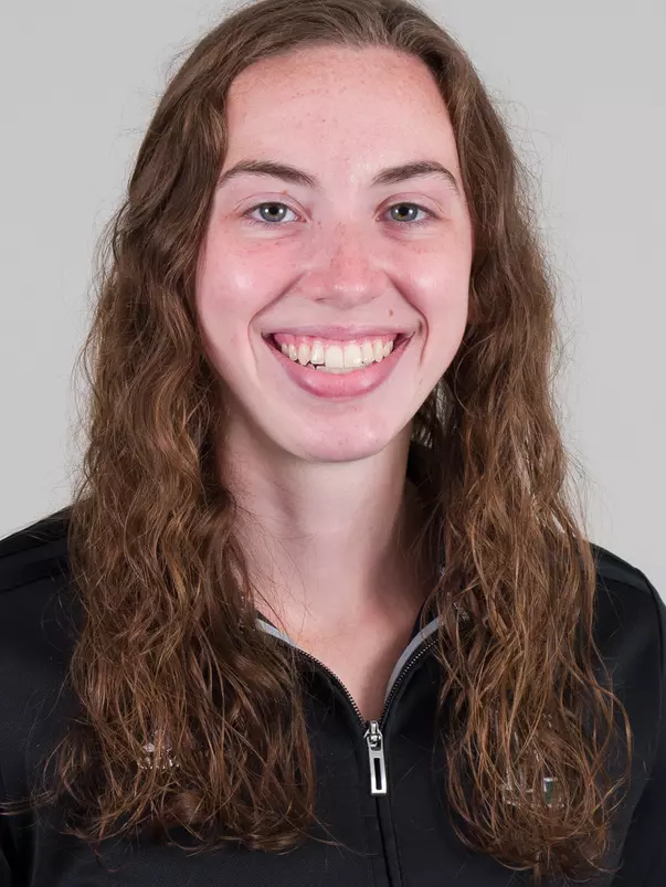 Katie Shoen Headshot