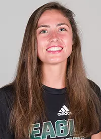 Emma-Lou Pommiers headshot 2021-22