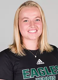 Isabelle Popma headshot 2021-22