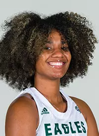 Cenara Skanes Headshot