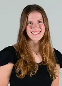 2023-24 Abby Szardorski EMU Swim Headshot