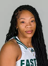 ZaNiya Nelson Headshot