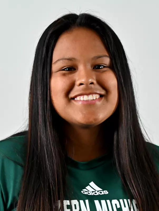 2023-24 Tennis Headshot: Andrea Quiroz