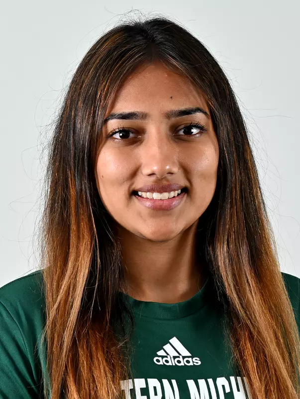 2023-24 Tennis Headshot: Vidisha Reddy