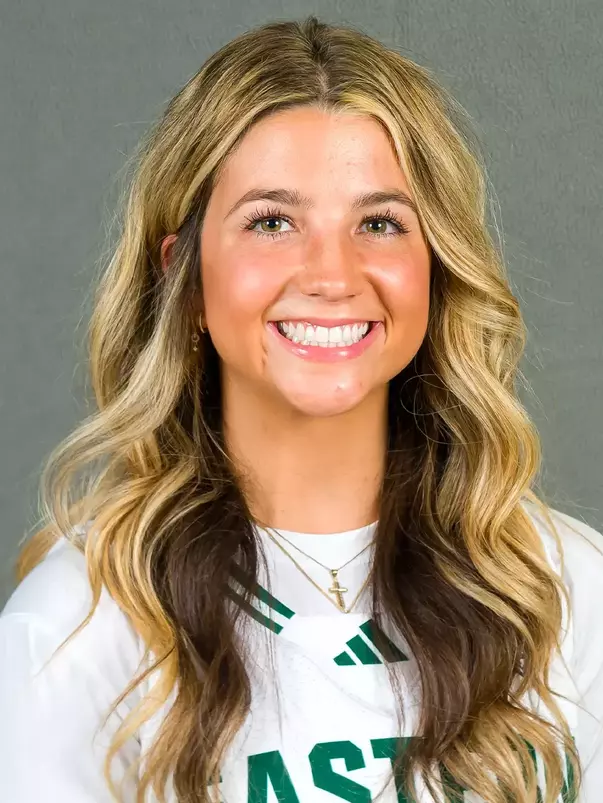 2425 WBB Headshots: 2 Mackenzie Amalia