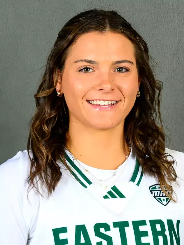 2425 WBB Headshots: 4 Olivia DiFranco