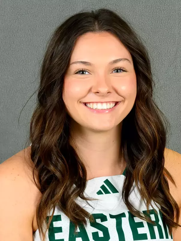 2425 WBB Headshots: 00 Olivia Westphal