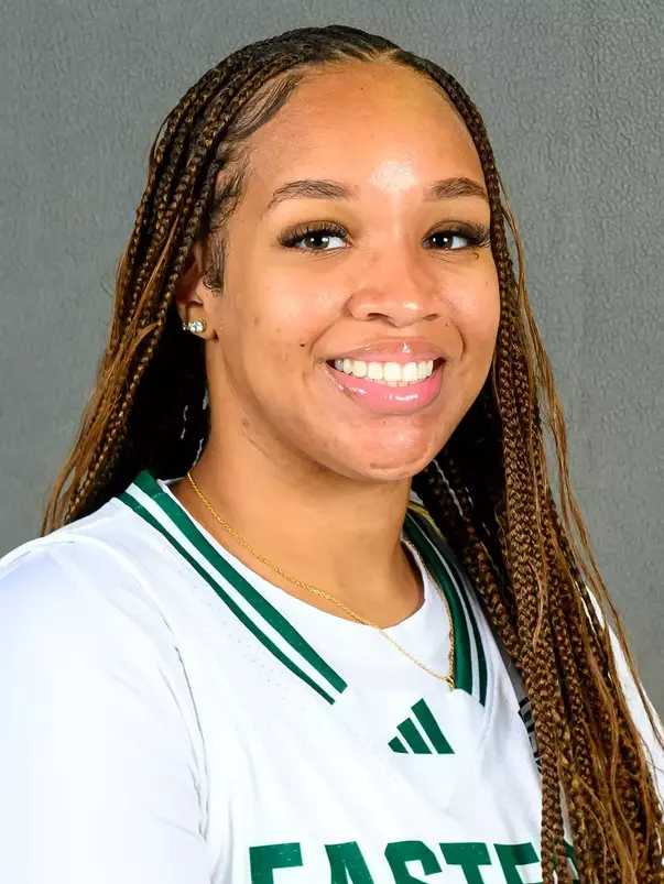 2425 WBB Headshots: 22 Jada Williams
