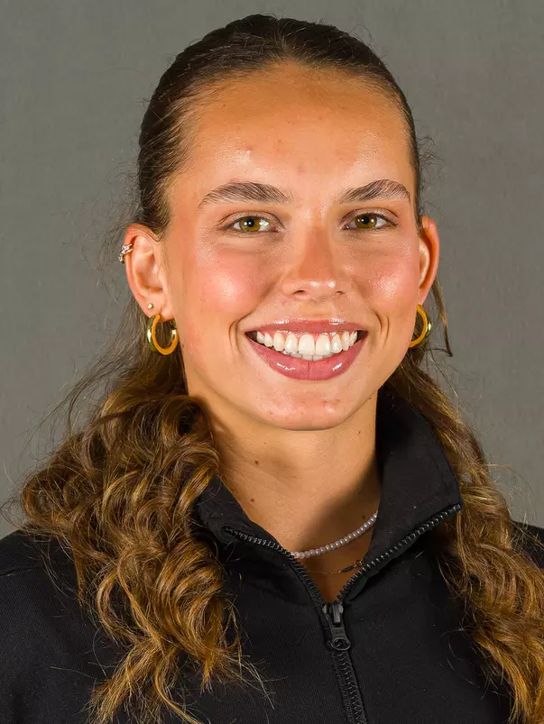 2025-26 Tennis Headshots Masha Polishchuk