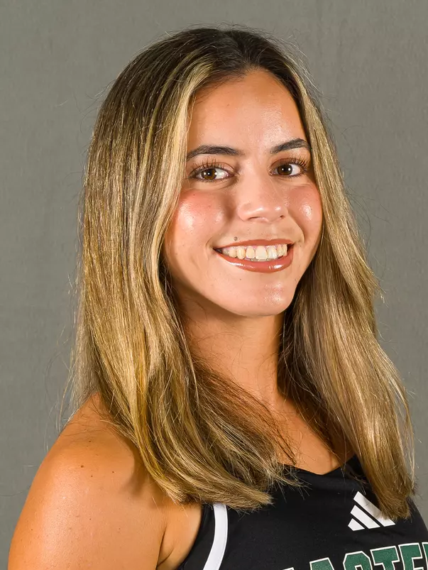 2025-26 Tennis Headshots Regina Mendez Carreno