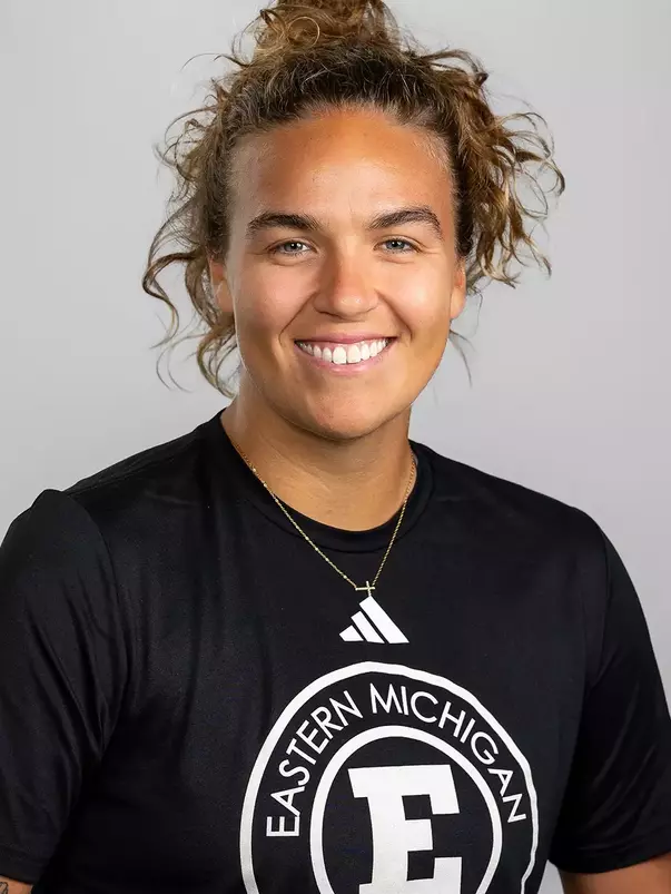 2026 WSOC Headshot Assistant Coach Vanessa Jones