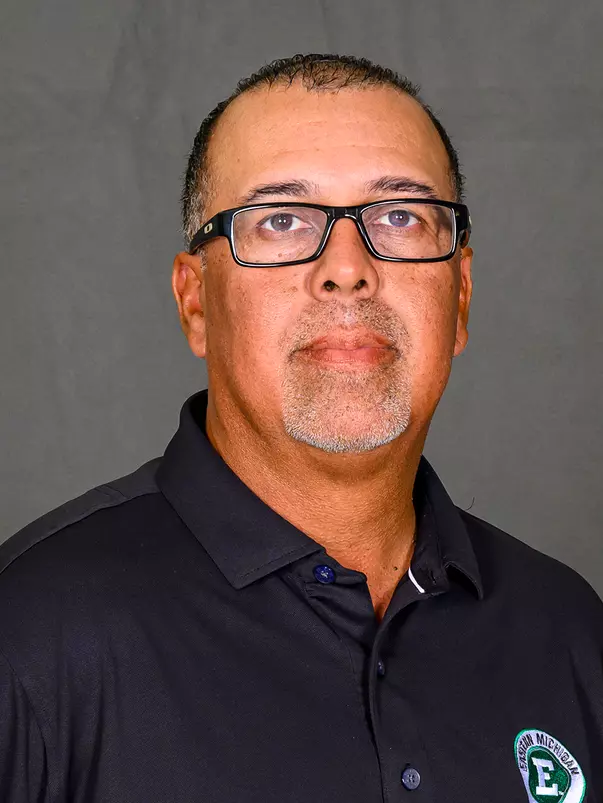 2026-27 Men's Golf Headshot Head Coach Andy Walker
