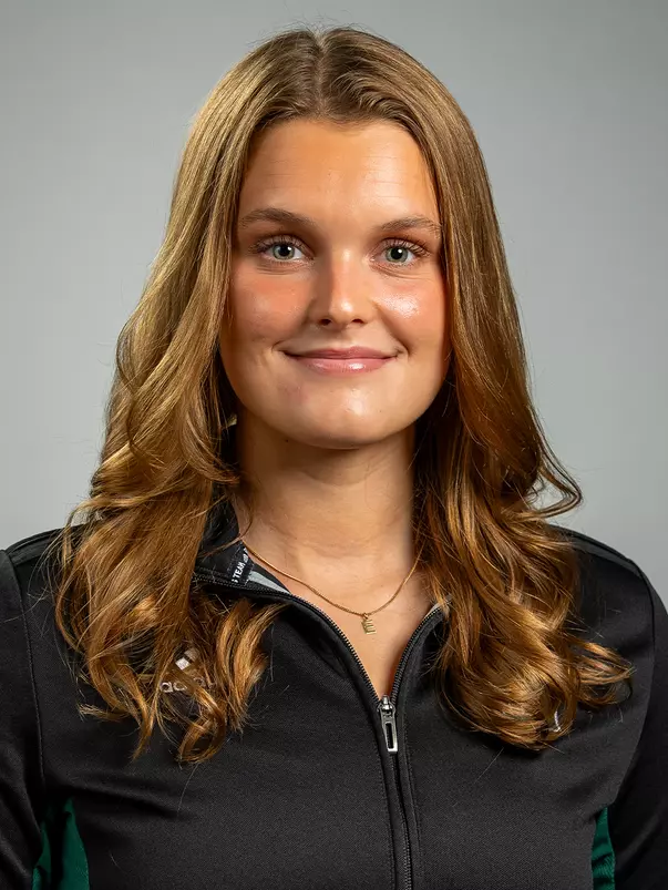 Emma Jönsson 2026-27 Swim and Dive Headshot