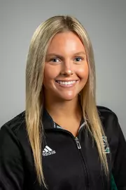 Morgan Hofmeister 2026-27 Swim and Dive Headshot