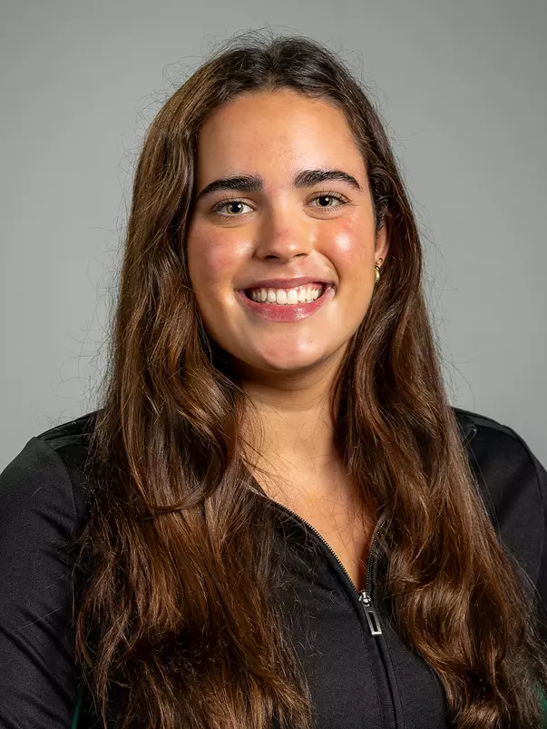 Nicole Shanks 2026-27 Swim and Dive Headshot