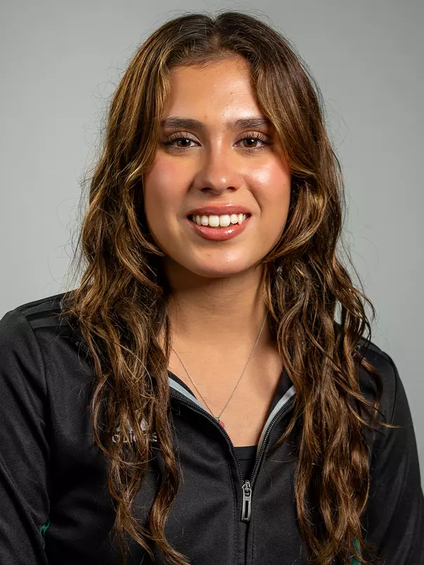 Silvana Pomar 2026-27 Swim and Dive Headshot
