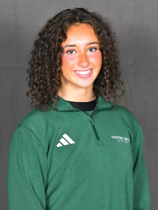Ani Solorio 2027 Gymnastics Headshot