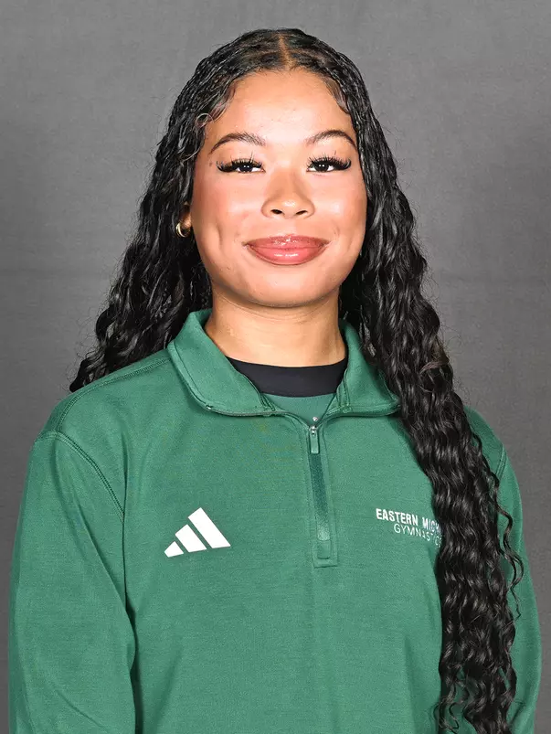 Bri Lucas 2027 Gymnastics Headshot