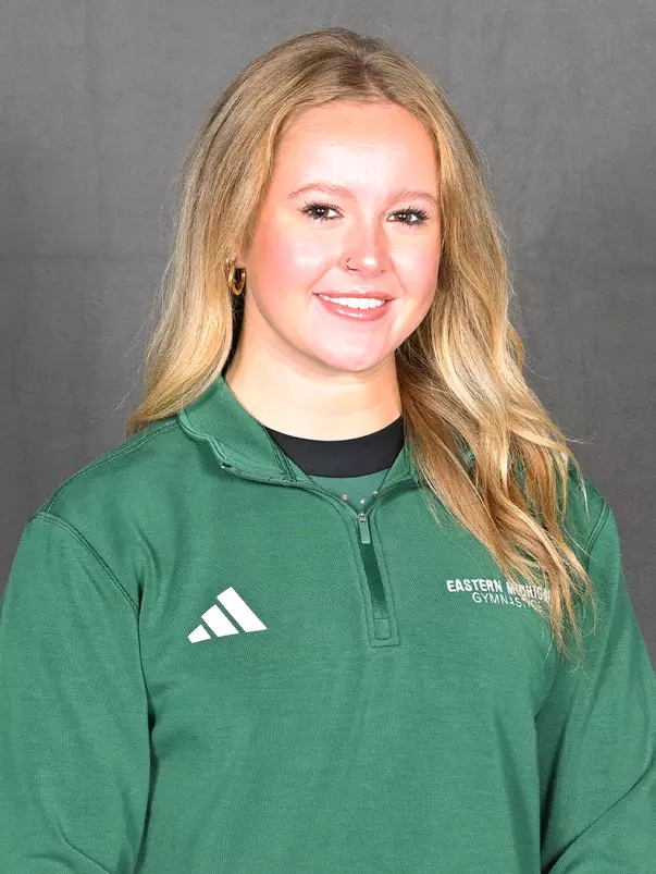 Elise Ritzenthaler 2027 Gymnastics Headshot