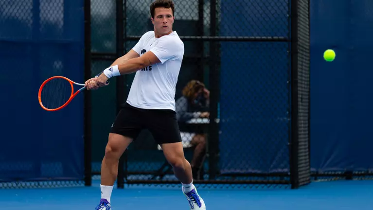 #58 FAU Falls to #60 USF on Wednesday