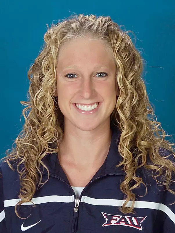 04-05 brittany fabry-swimmin