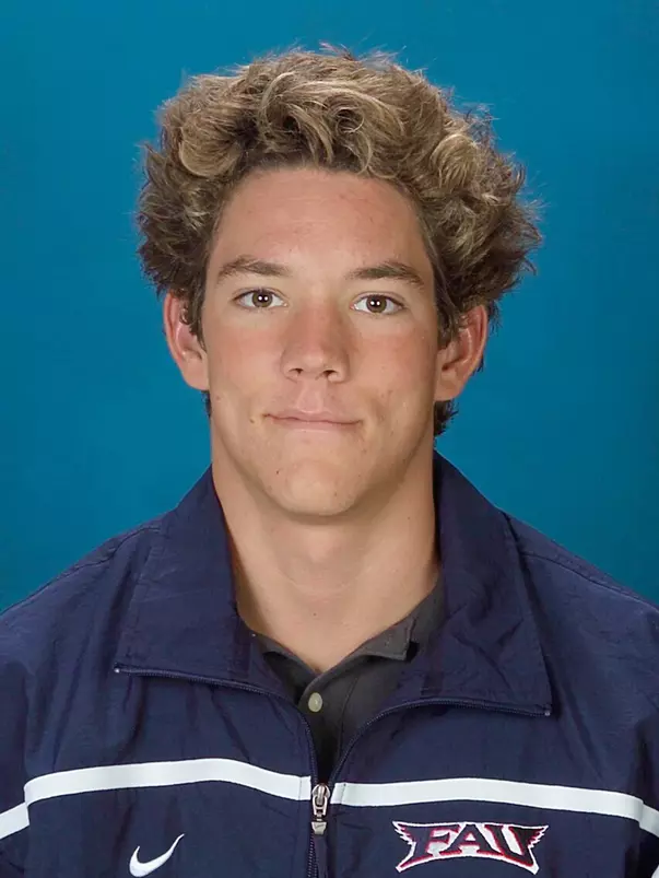 04-05 eric finn-swimmin