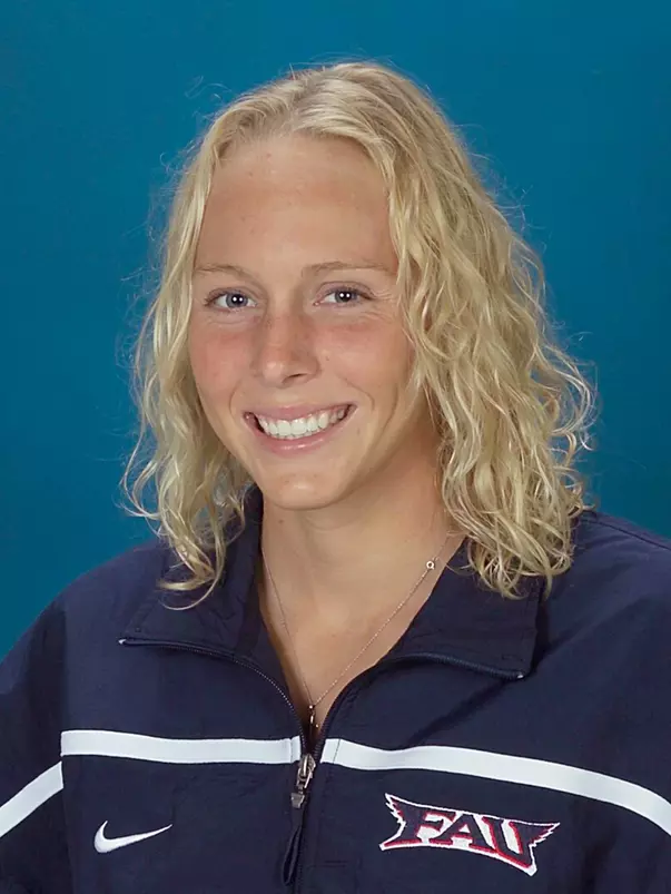 04-05 jenny harms-swimmin