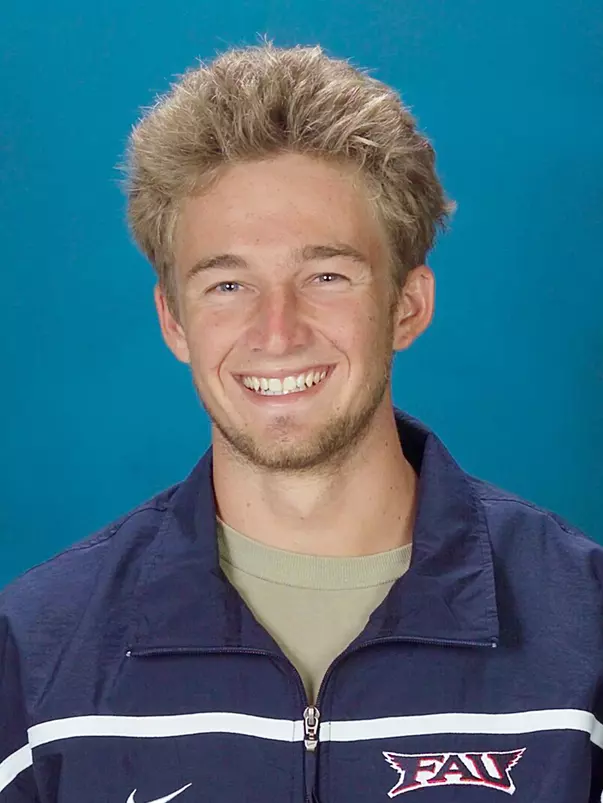 04-05 erich smith-swimmin