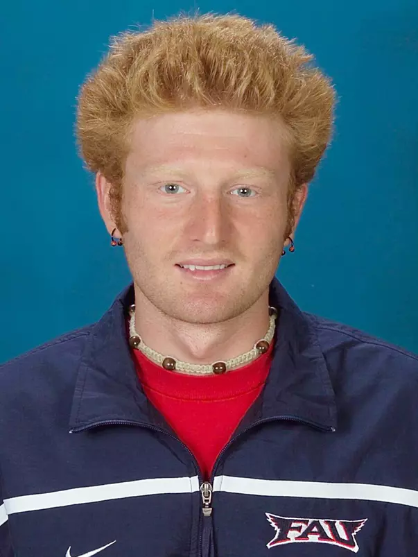 04-05 chris vinci-swimmin