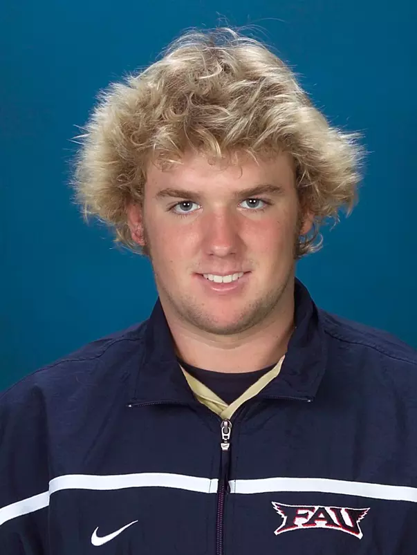 2004-05 swimming Pete Apo