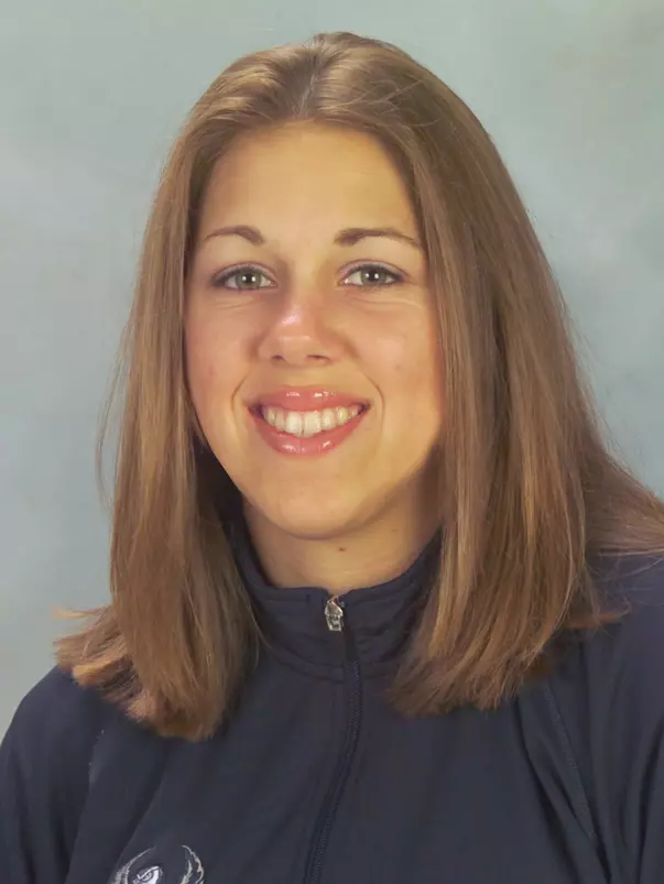 2004 headshot of Jenn Way-volleybal