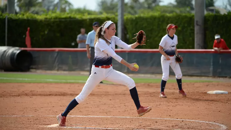 Kylee Hanson Invited to USA Softball Selection Camp